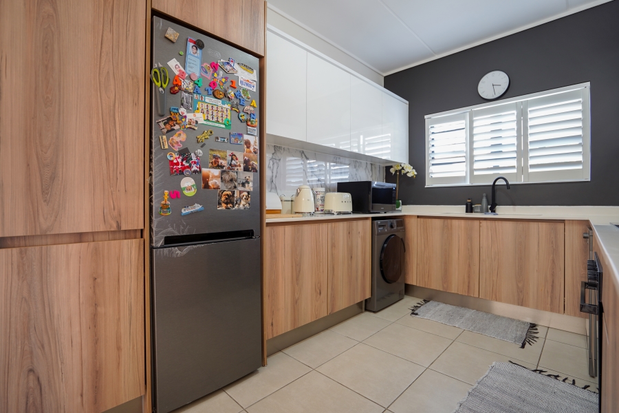 3 Bedroom Property for Sale in Sandown Western Cape